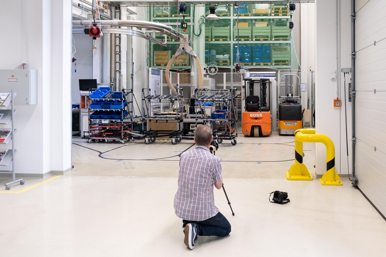 Warehouse-system in the laboratory (EDF) at Chemnitz University of Technology